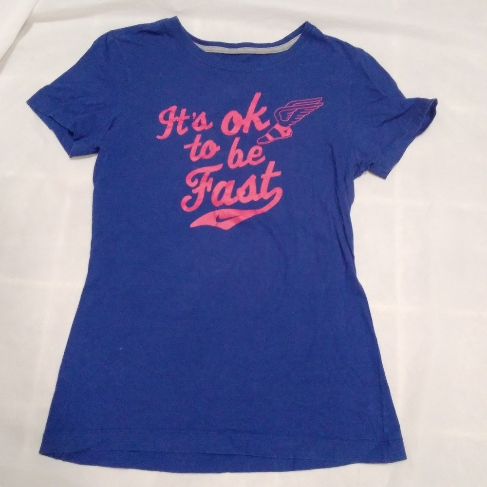 Nike Women's Slim Fit Medium